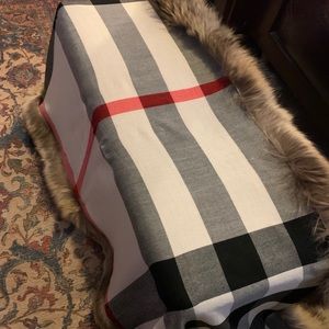 Burberry fox fur trim check scarf.